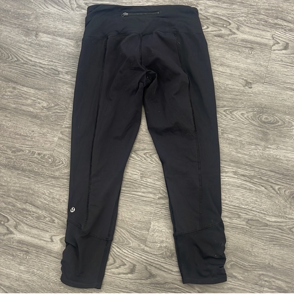 💯 authentic Lululemon Runday Crop - Picture 9 of 11